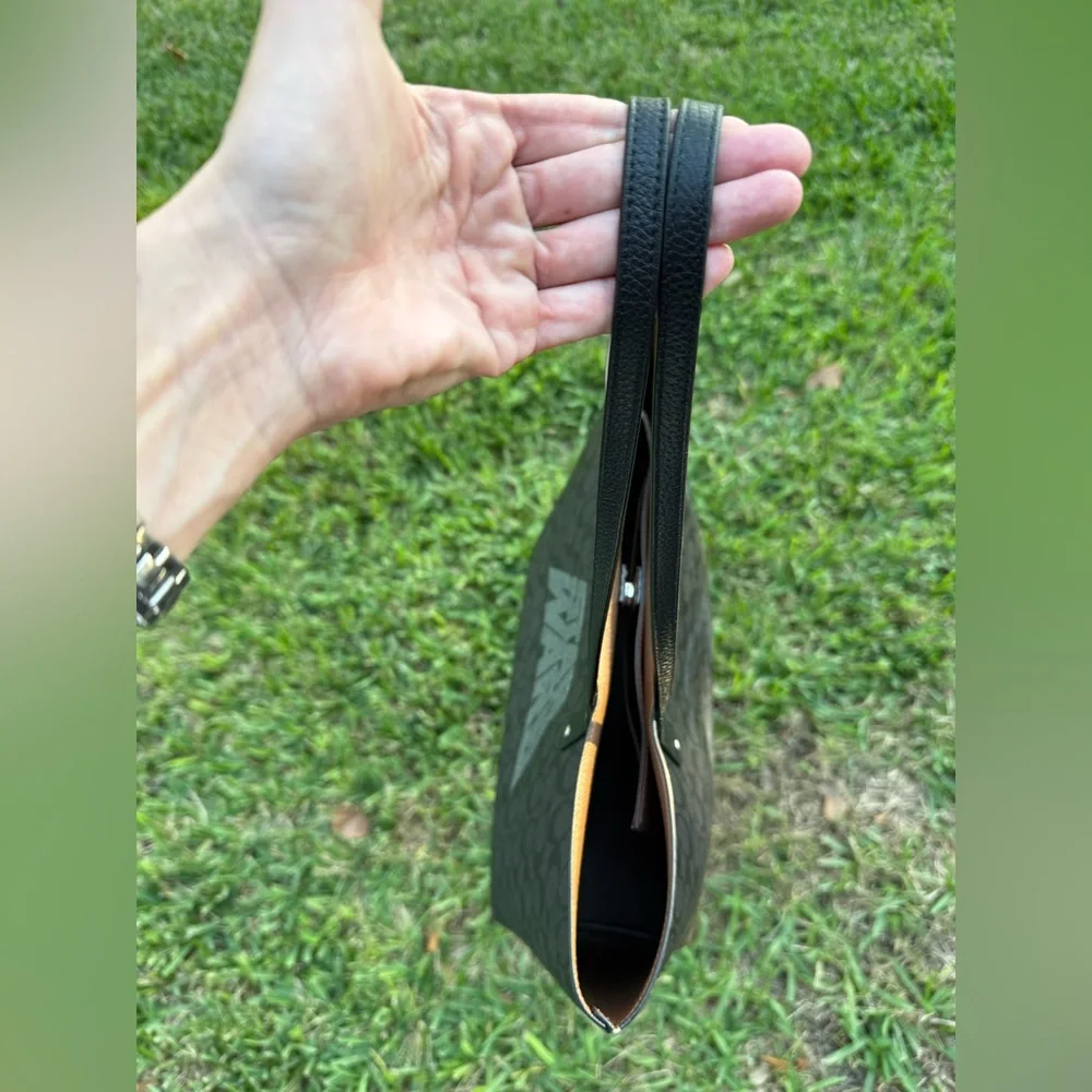 STAR WARS X COACH TOTE BLACK SILVER EUC - Picture 10 of 13